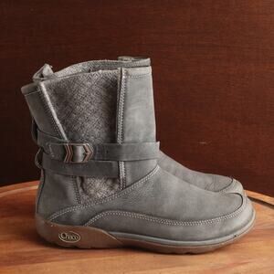Chaco Boots WMS SZ 7 Gray Hopi Leather Pull On Waterproof Outdoor Casual Winter